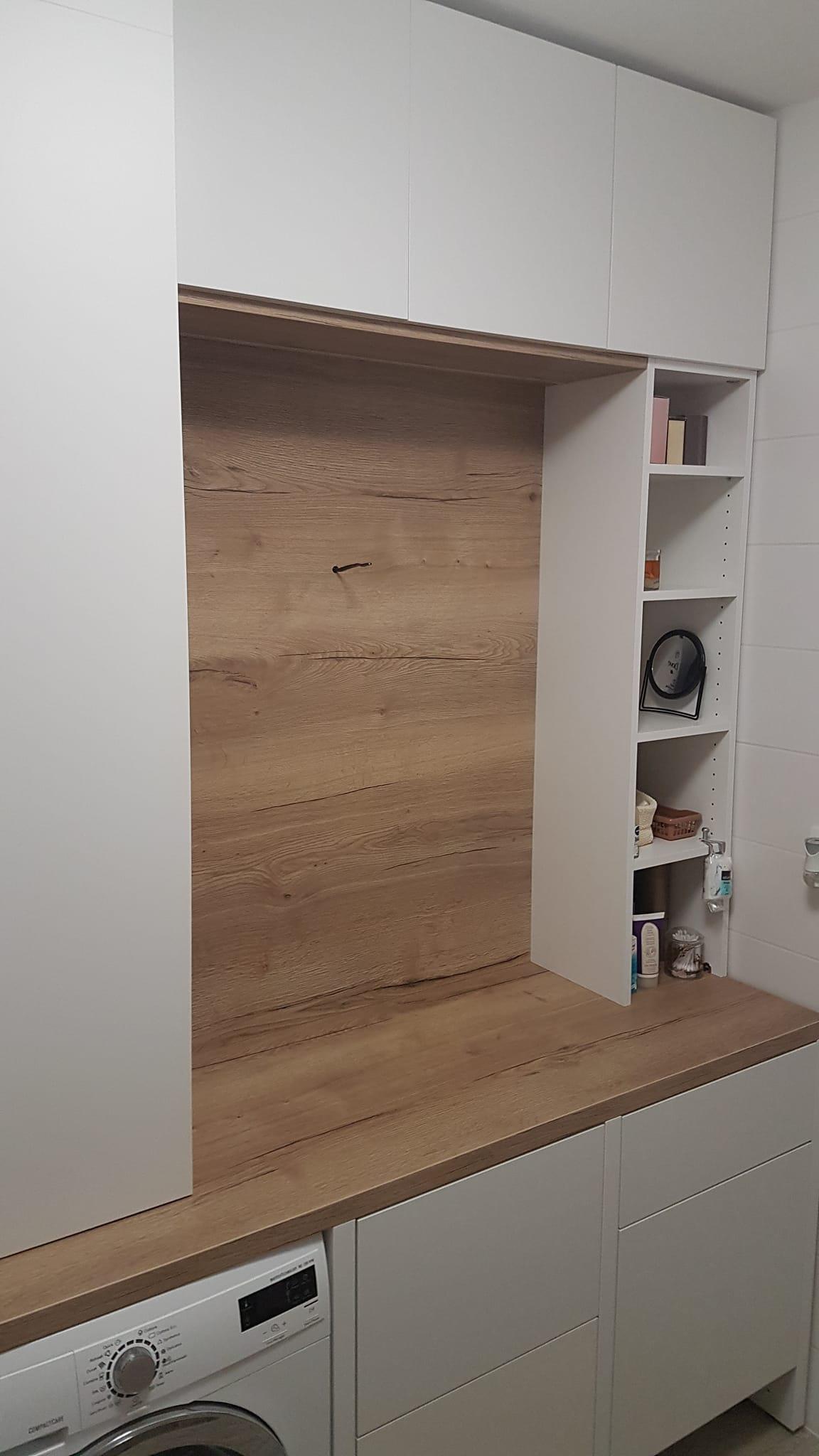 Vstavaná skriňa na mieru - šatníková skriňa